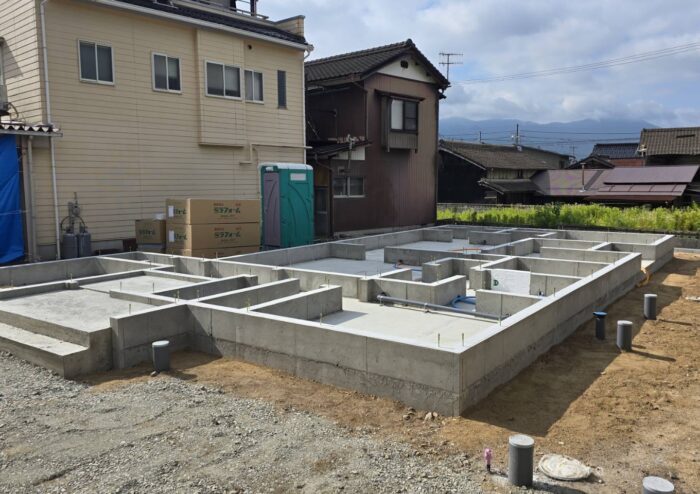 住宅の基礎工事